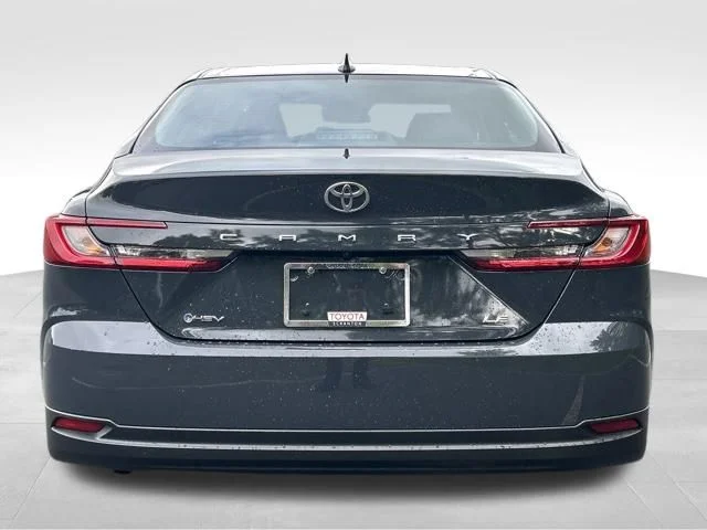 Certified Used 2025  Toyota LE image 4