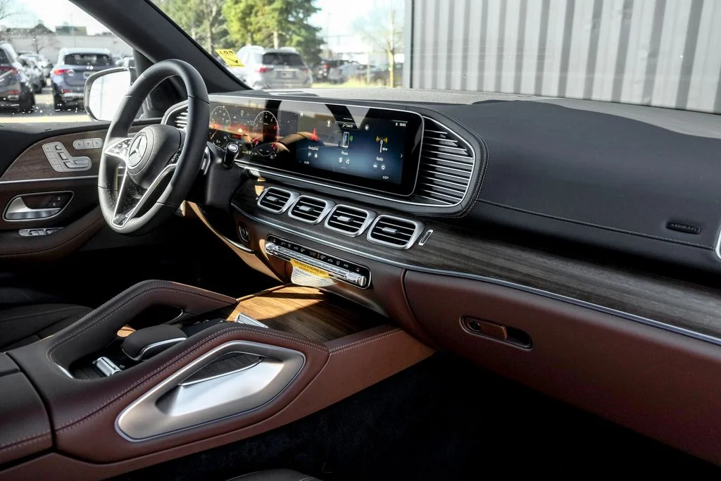 New 2026 Obsidian Black Metallic Mercedes-Benz GLS 450 image 25