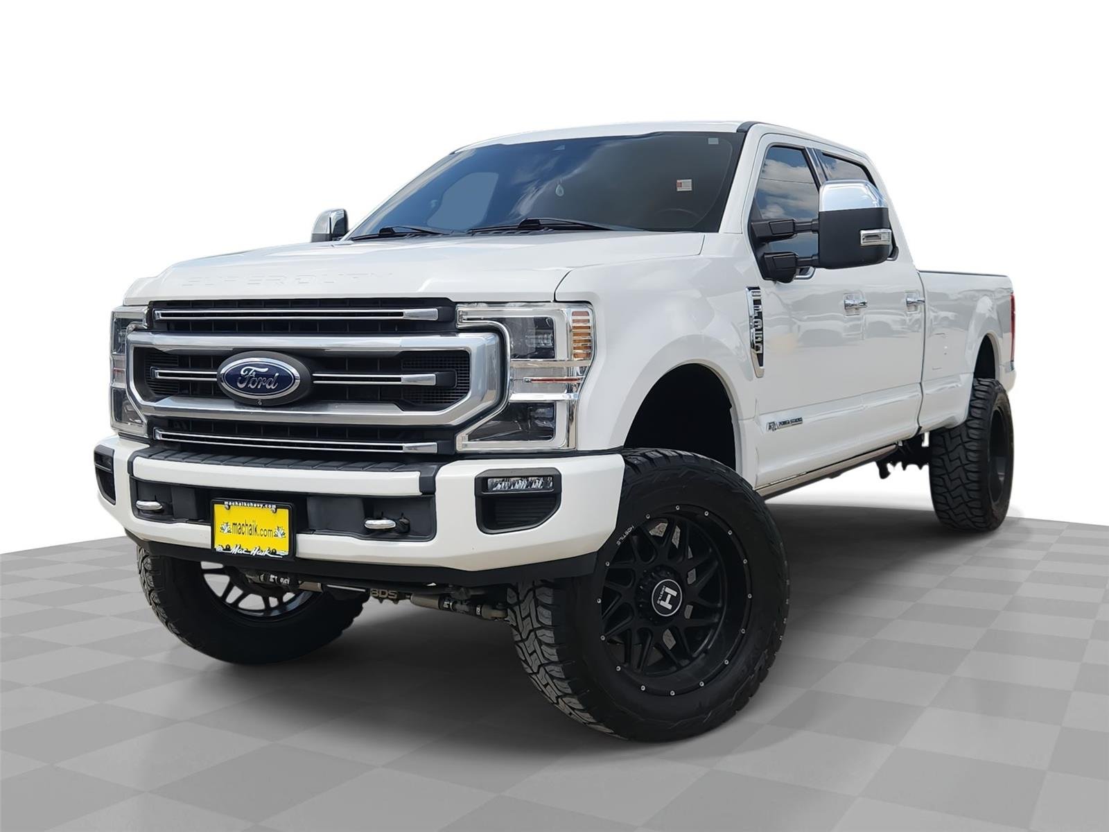 Used 2021 White Ford Platinum image 1