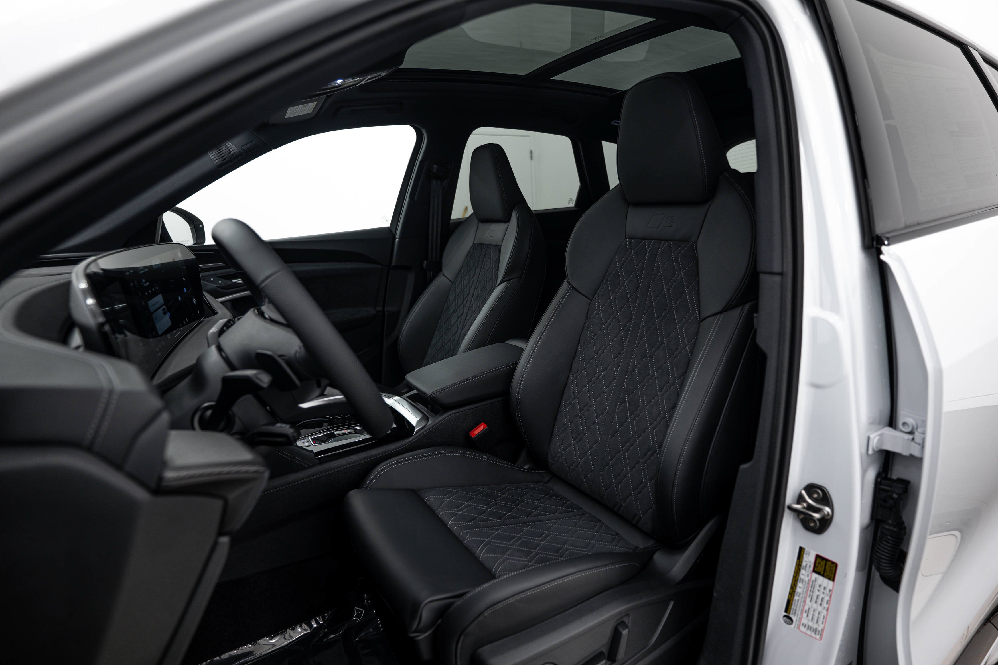 New 2026 White Audi Premium Plus image 15