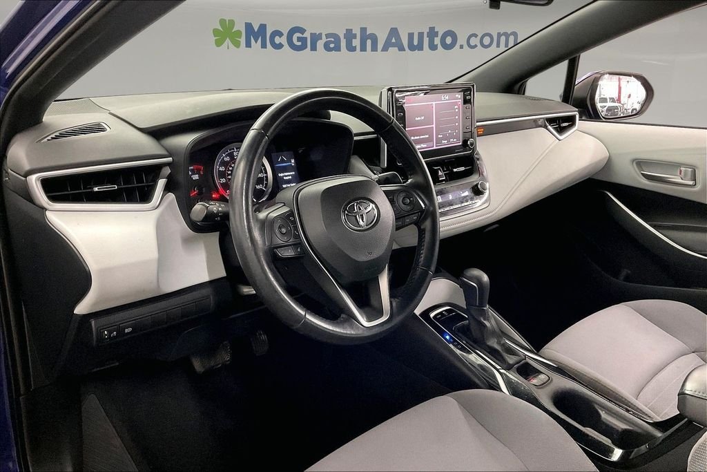 Used 2021 Blue Toyota SE image 17