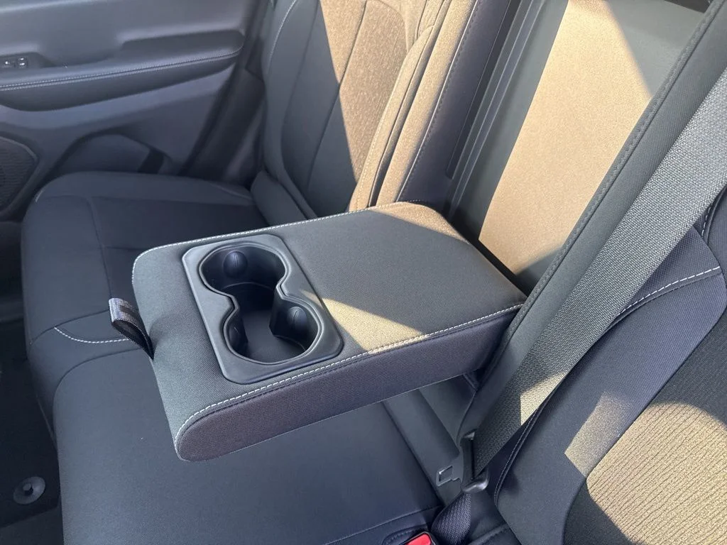 New 2026 Baltic Gray Metallic Clearcoat Jeep Laredo X image 39