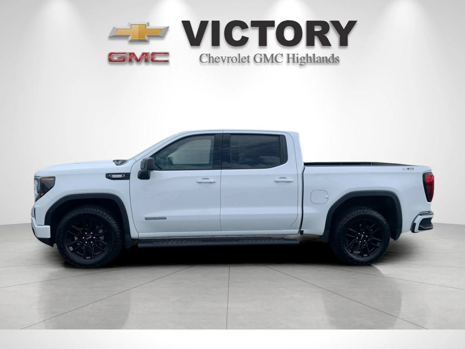 Used 2023 SUMMIT WHITE GMC Elevation image 6