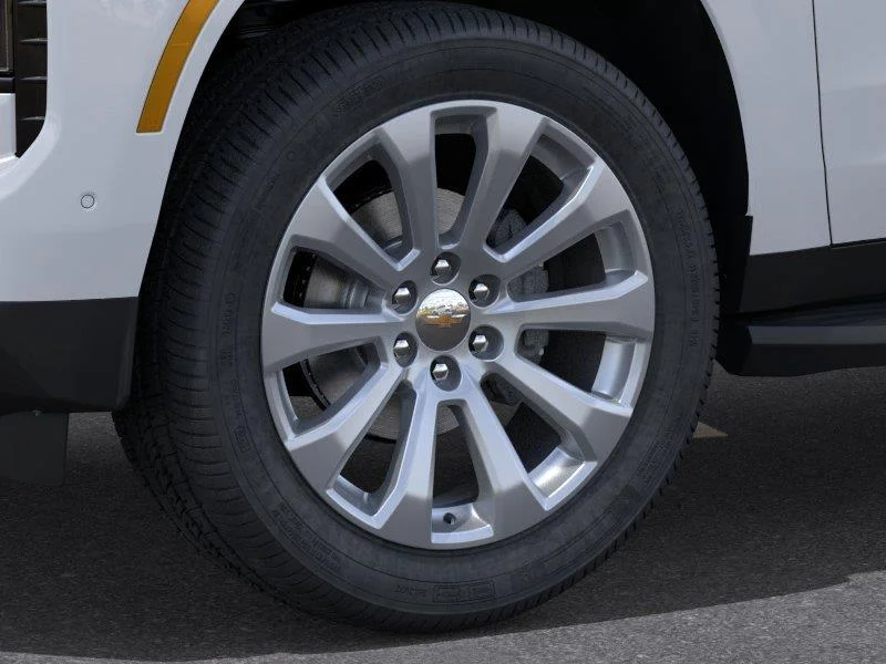 New 2026 Polar White Tricoat Chevrolet Premier image 9