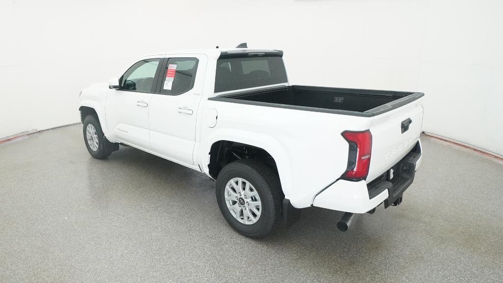 2025 Toyota Tacoma SR5 - Photo 20