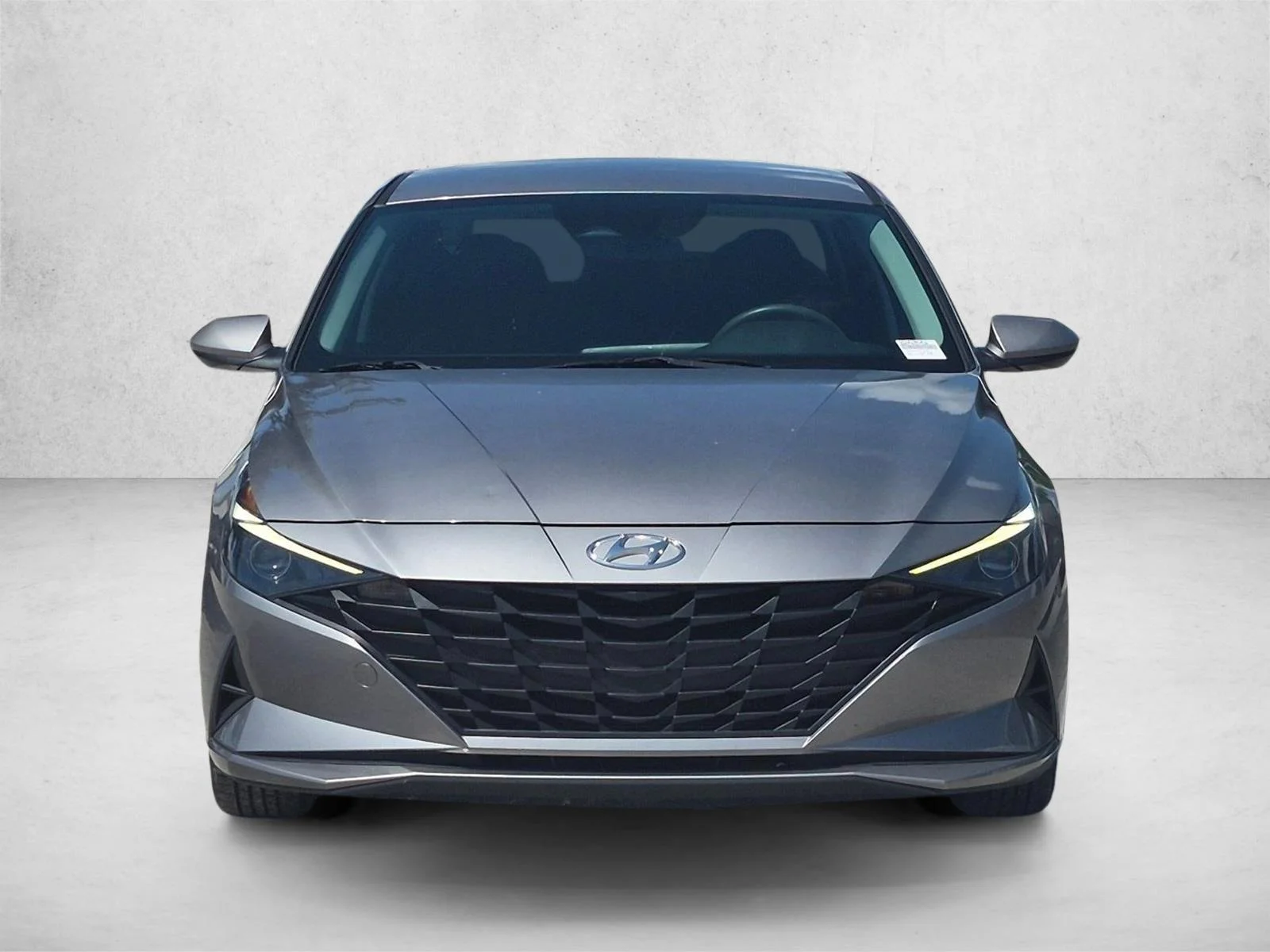Used 2023 Fluid Metal Hyundai SEL image 2