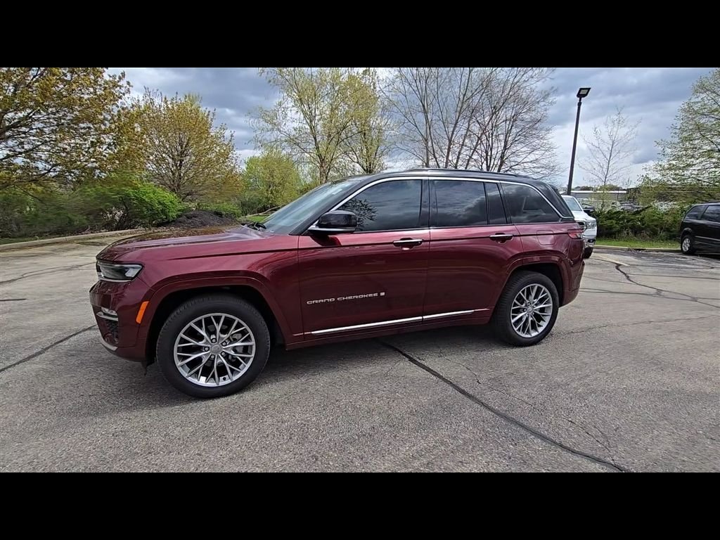 Used 2025 Red Jeep Summit image 4