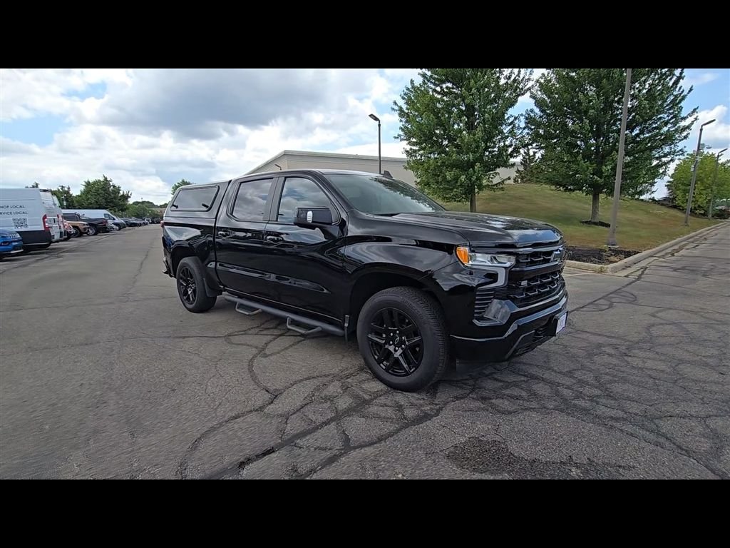 Used 2024 Black Chevrolet RST image 9