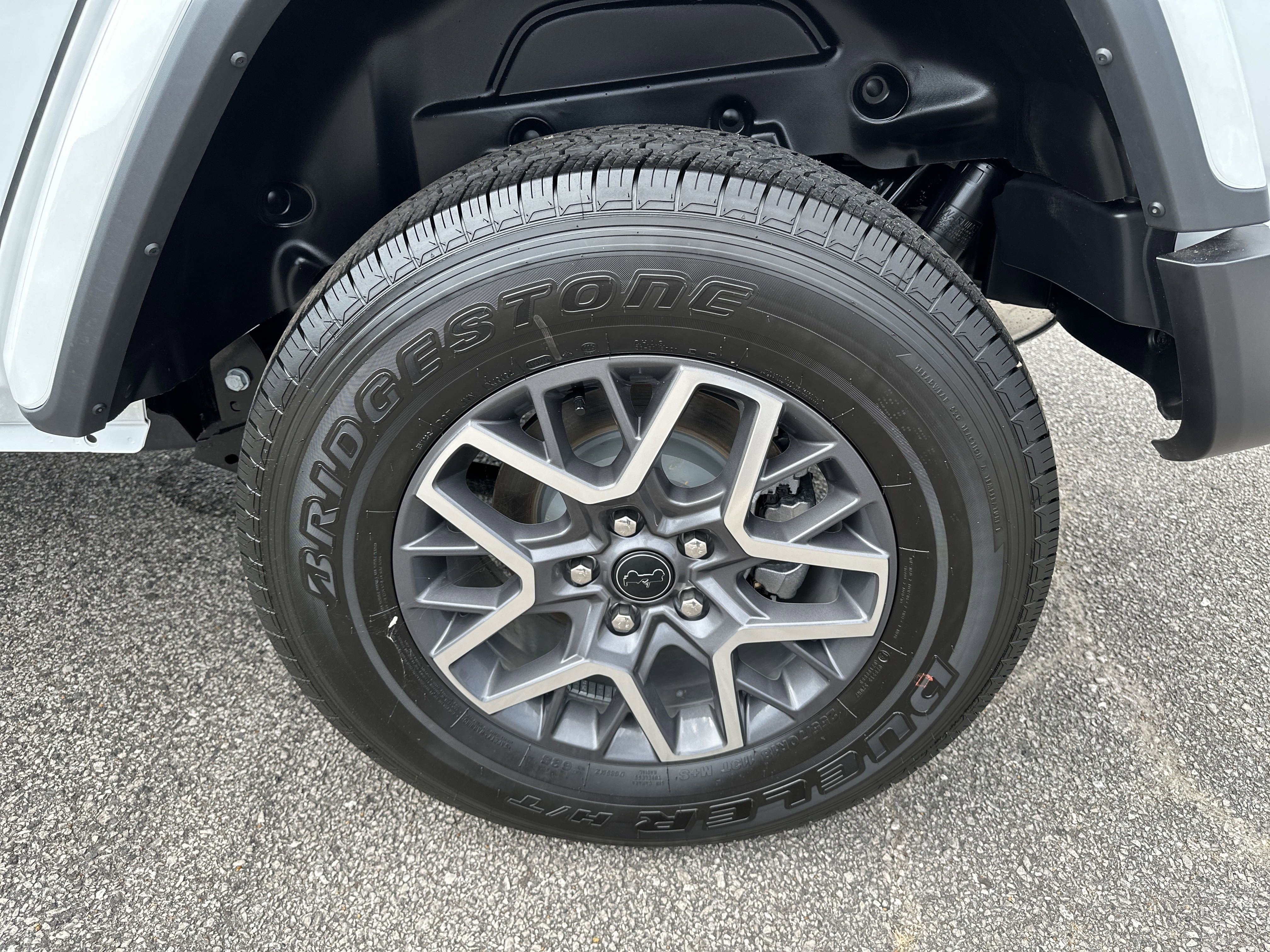 2025 Jeep Wrangler 4-Door Sahara - Photo 19