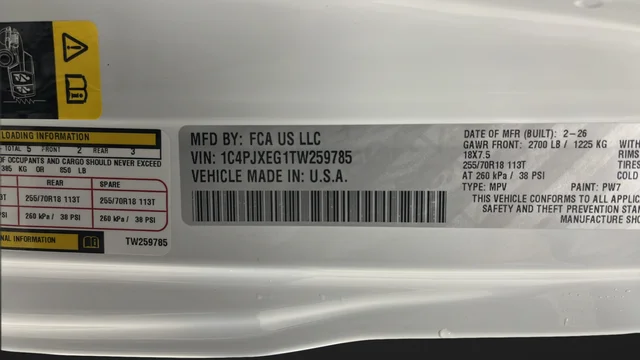New 2026 Bright White Clear-Coat Exterior Paint Jeep Sahara image 42