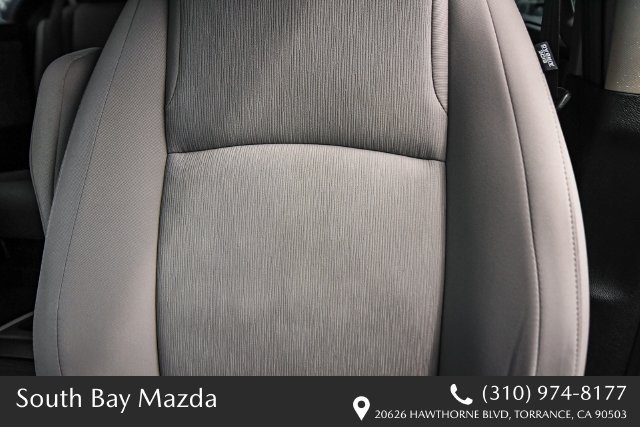 Used 2019  Honda EX image 25