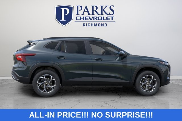 2026 Chevrolet Trax LT - Photo 8