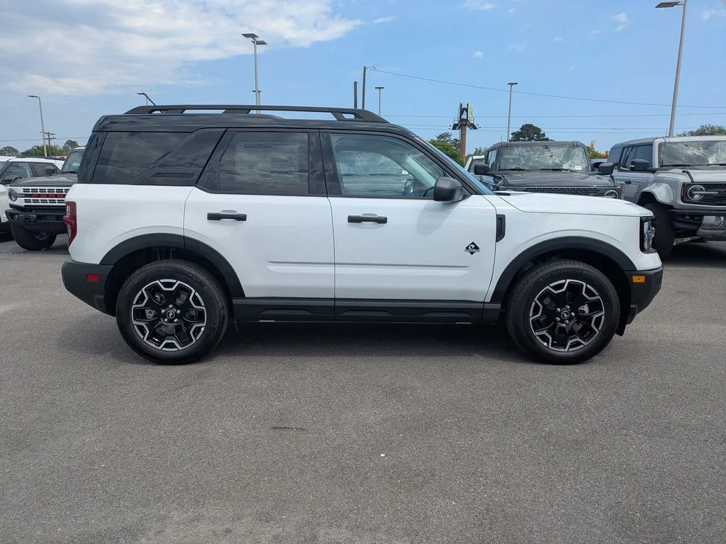 New 2026 Oxford White Ford Outer Banks image 3