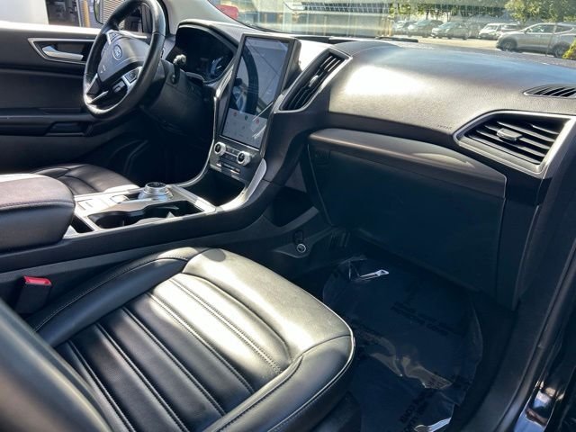 Used 2024 Black Ford SEL image 10