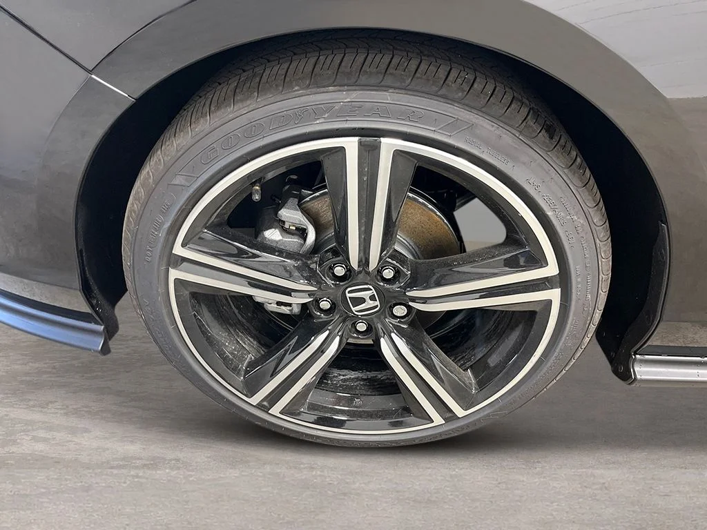 New 2026 Crystal Black Pearl Honda SE image 10