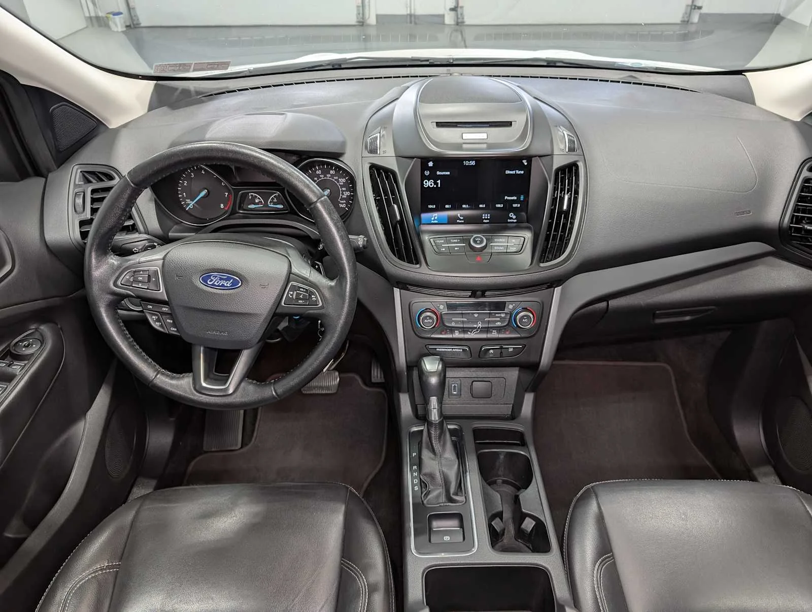 Used 2017 White Platinum Metallic Tri-Coat Ford SE image 18