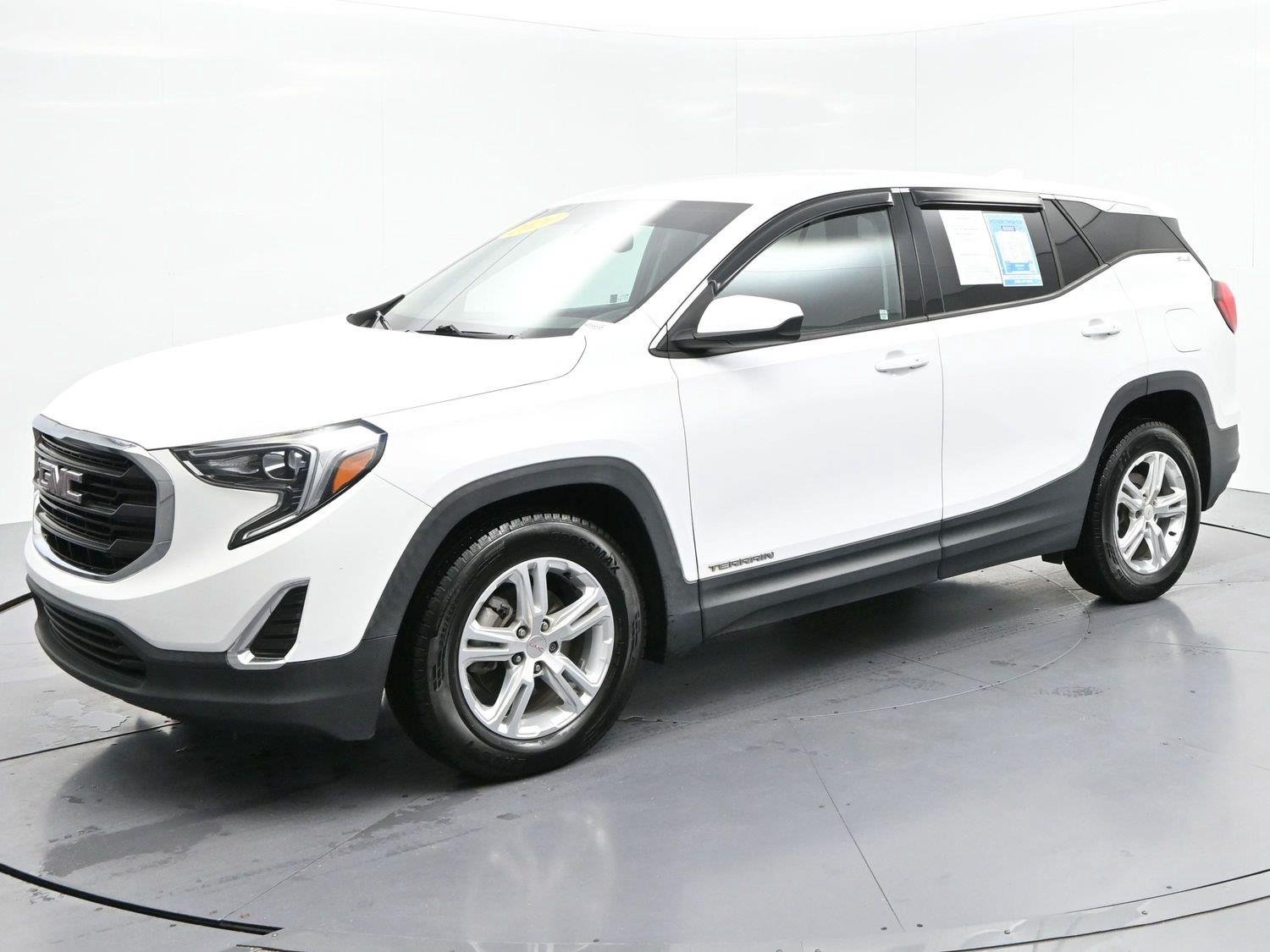Used 2020 Summit White GMC SLE image 3