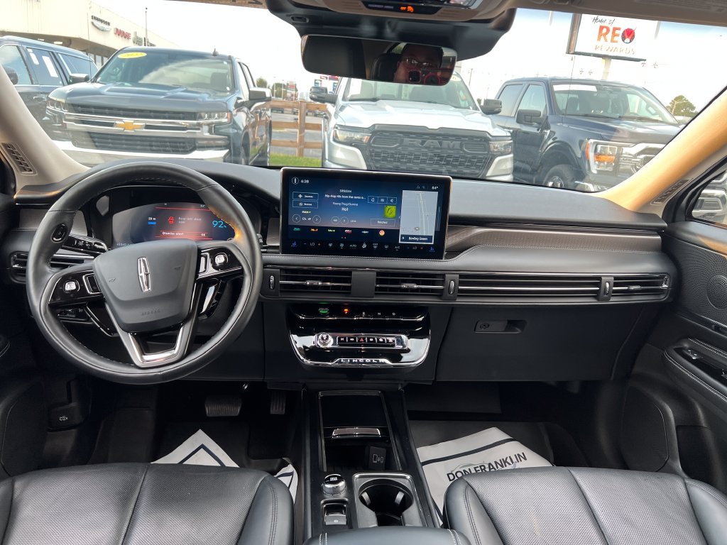 Used 2024 Black Lincoln Grand Touring image 15