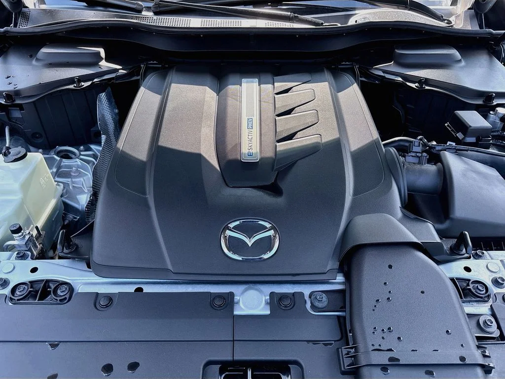 Certified Used 2025 Silver Mazda Premium Plus image 33