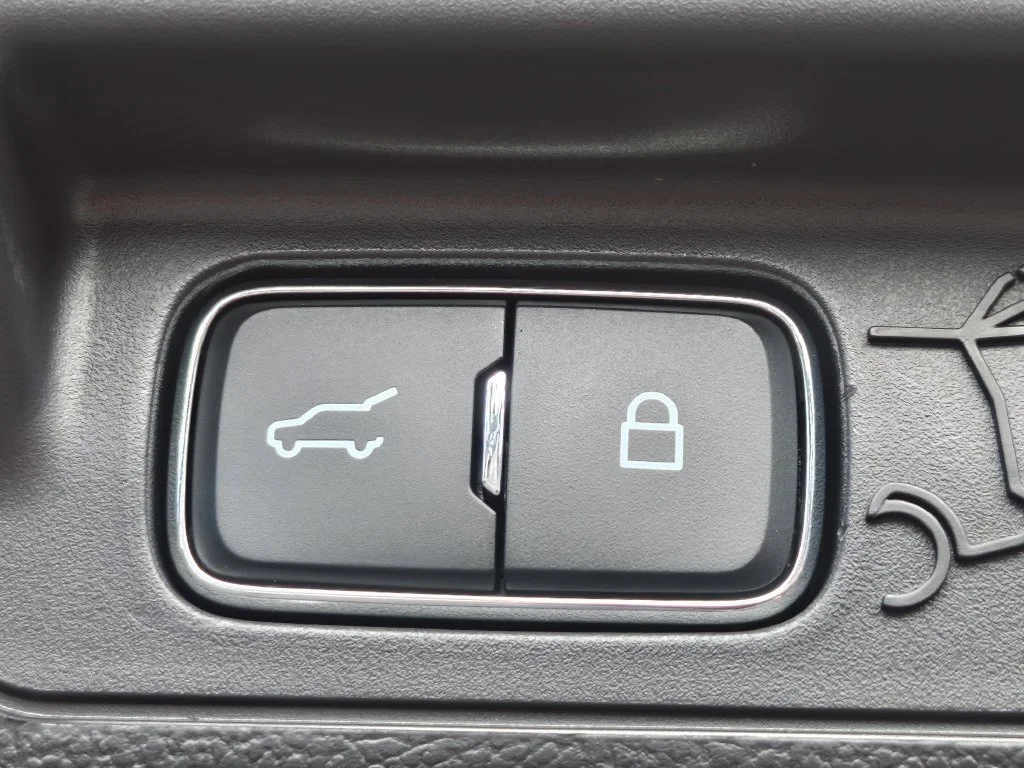 New 2027 Avalanche Gray Ford ST-Line image 15