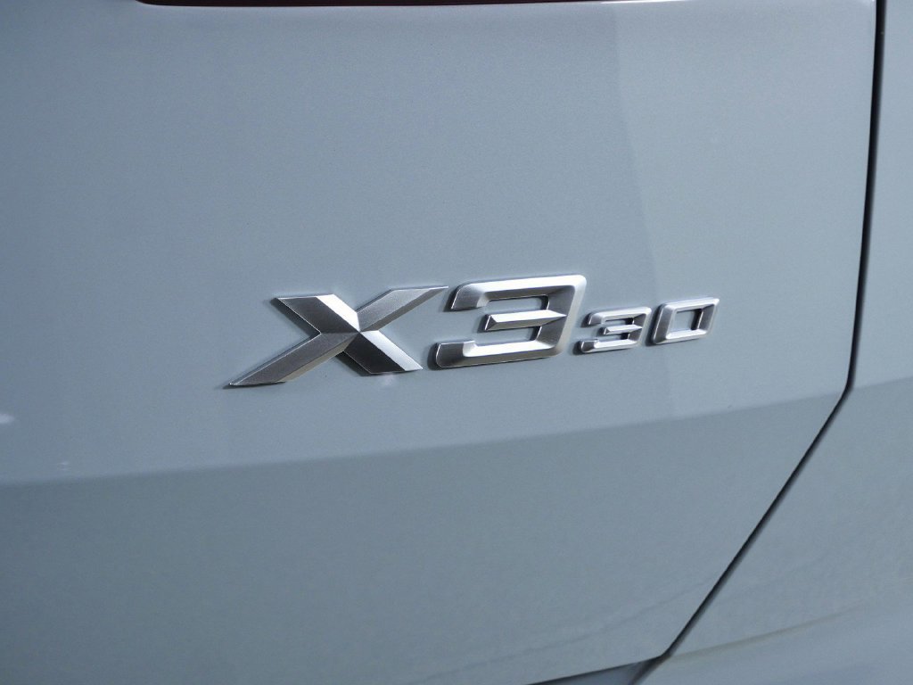 Used 2026 Brooklyn Grey Metallic BMW 30 xDrive image 12
