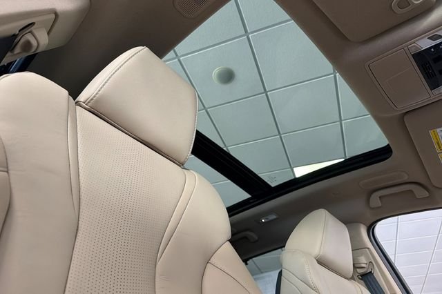 New 2026 Platinum White Pearl Acura Technology Package image 15