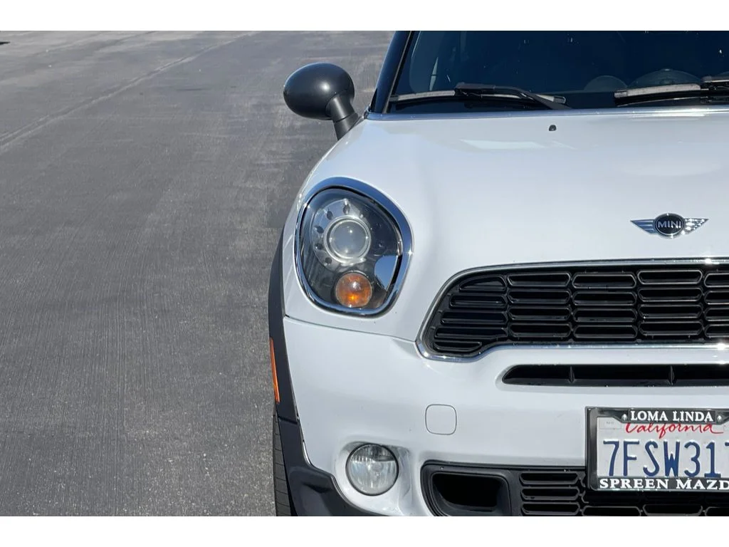 Used 2014 Light White MINI S image 12