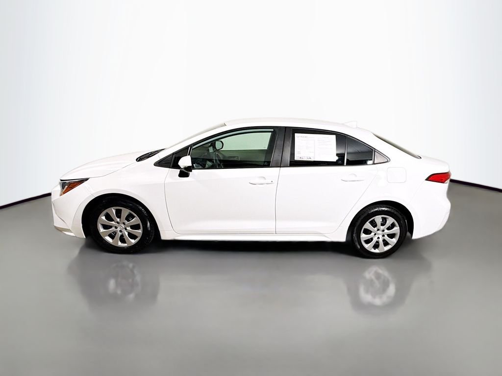 Used 2023 Ice Cap Toyota LE image 4