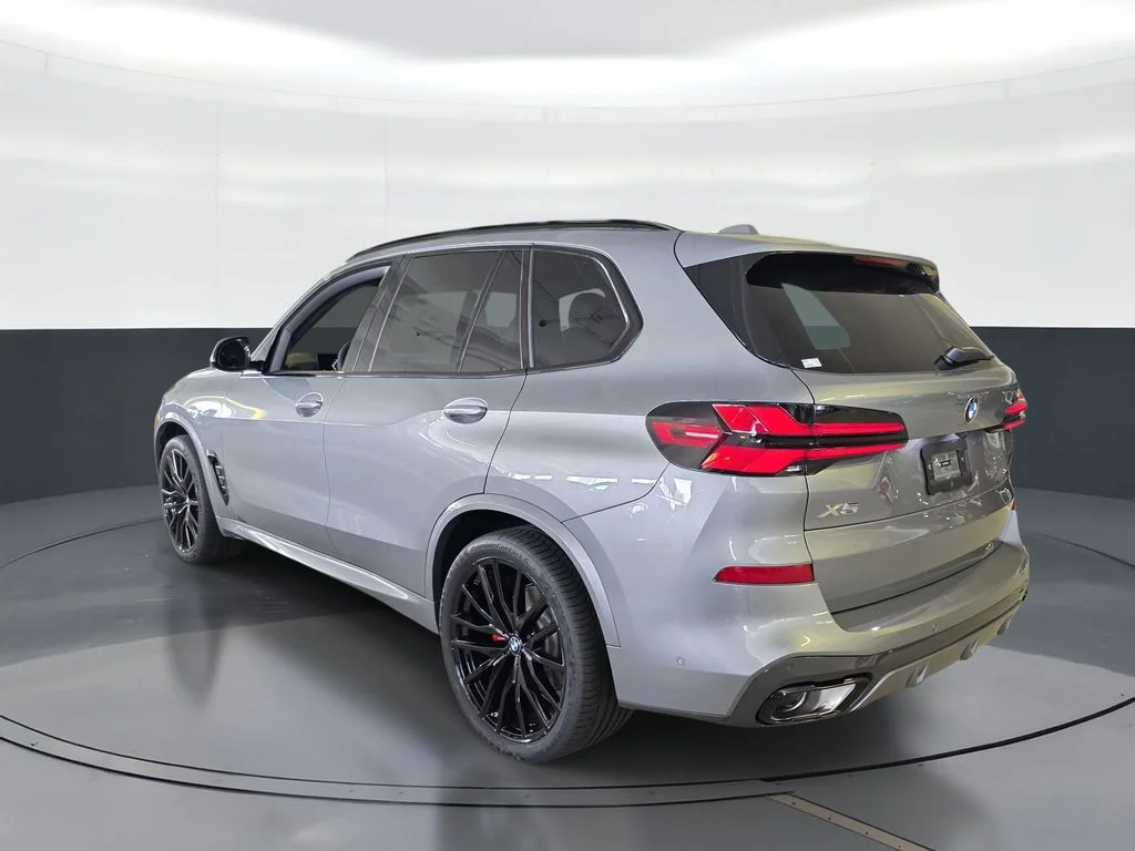 New 2026 Gray BMW sDrive40i image 4