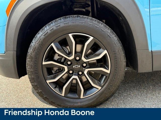 Used 2025 Blue Chevrolet ACTIV image 10