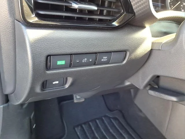 Used 2025 Gray Nissan SV image 14