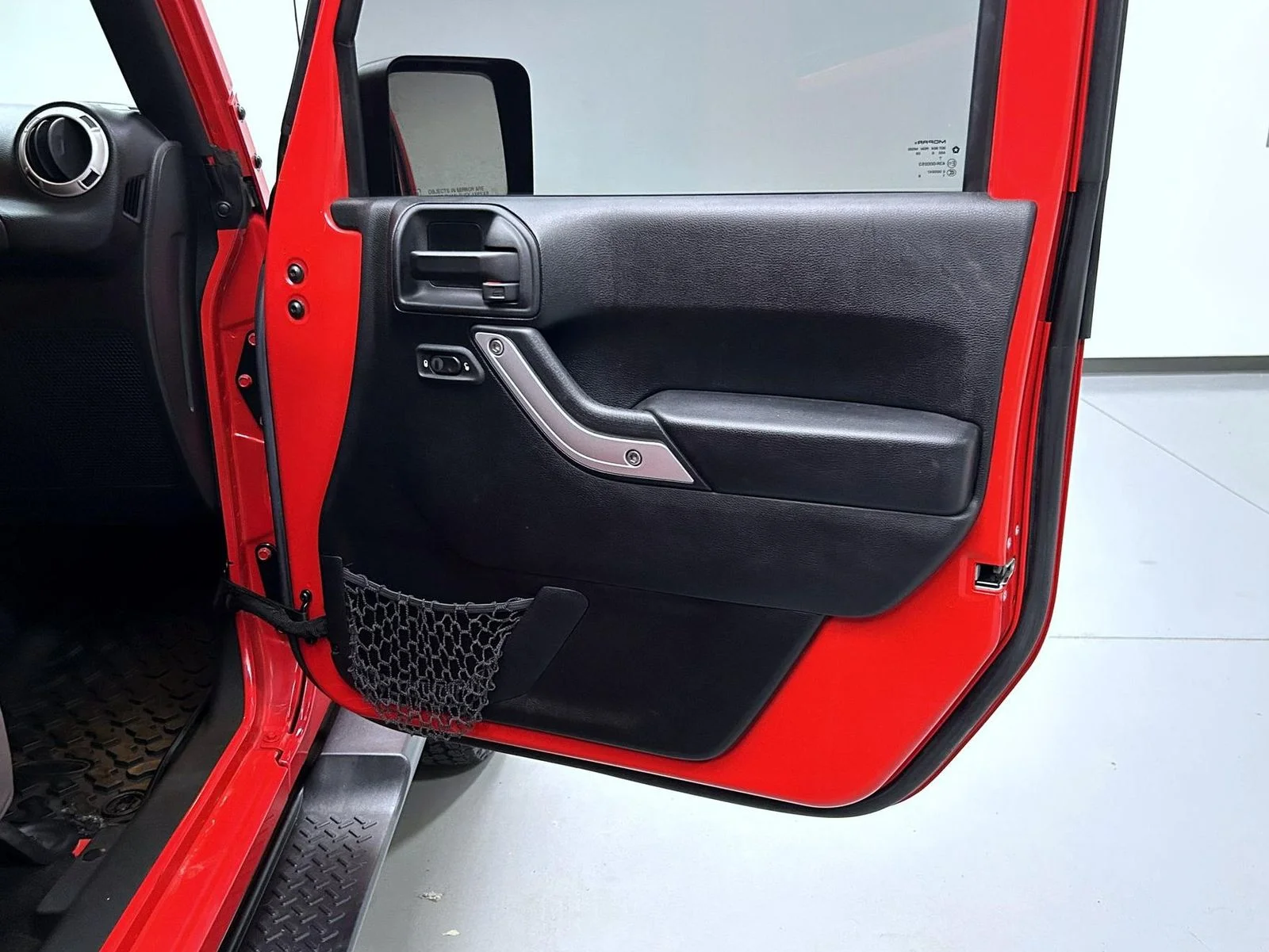 Used 2016 Red Jeep Unlimited Sahara image 16