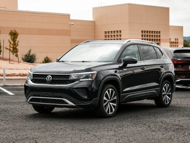 2024 Volkswagen Taos SE