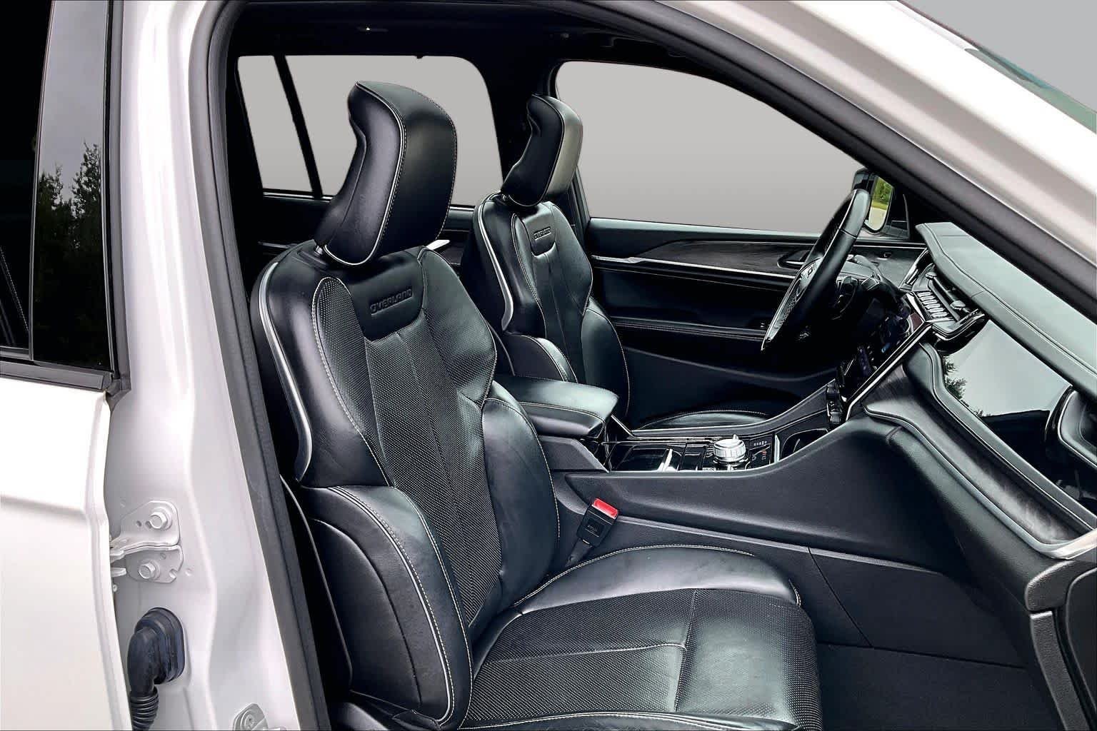Used 2023 Bright White Clearcoat Jeep Overland image 8