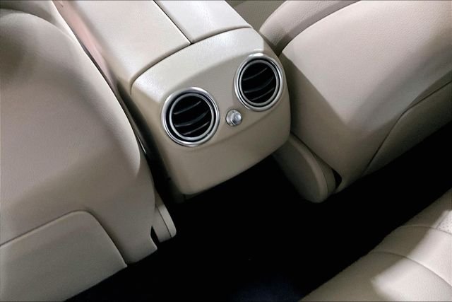 2017 Mercedes-Benz GLC GLC300 - Photo 9