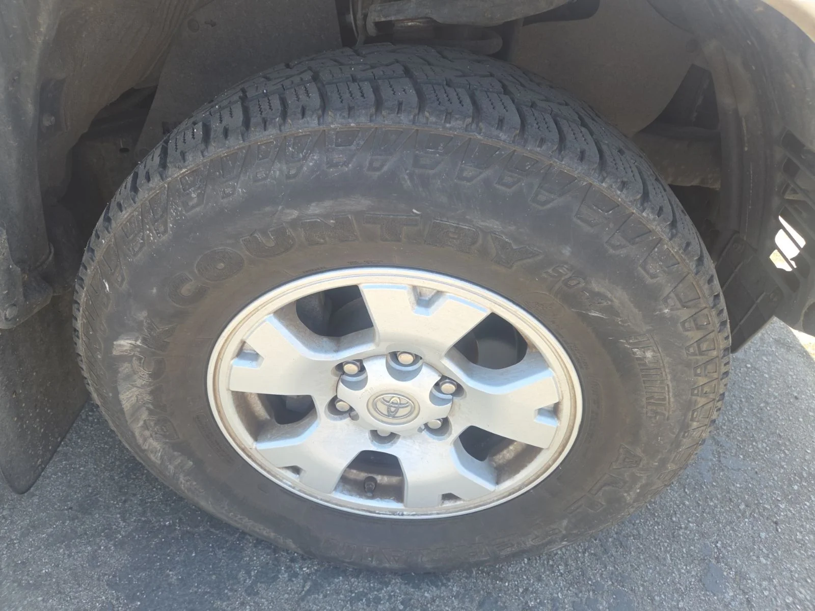 Used 2015 Super White Toyota Base image 2