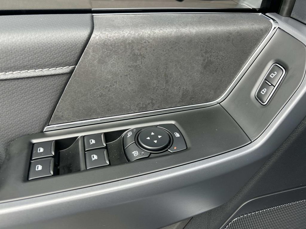 Certified Used 2026 Oxford White Ford XLT image 27