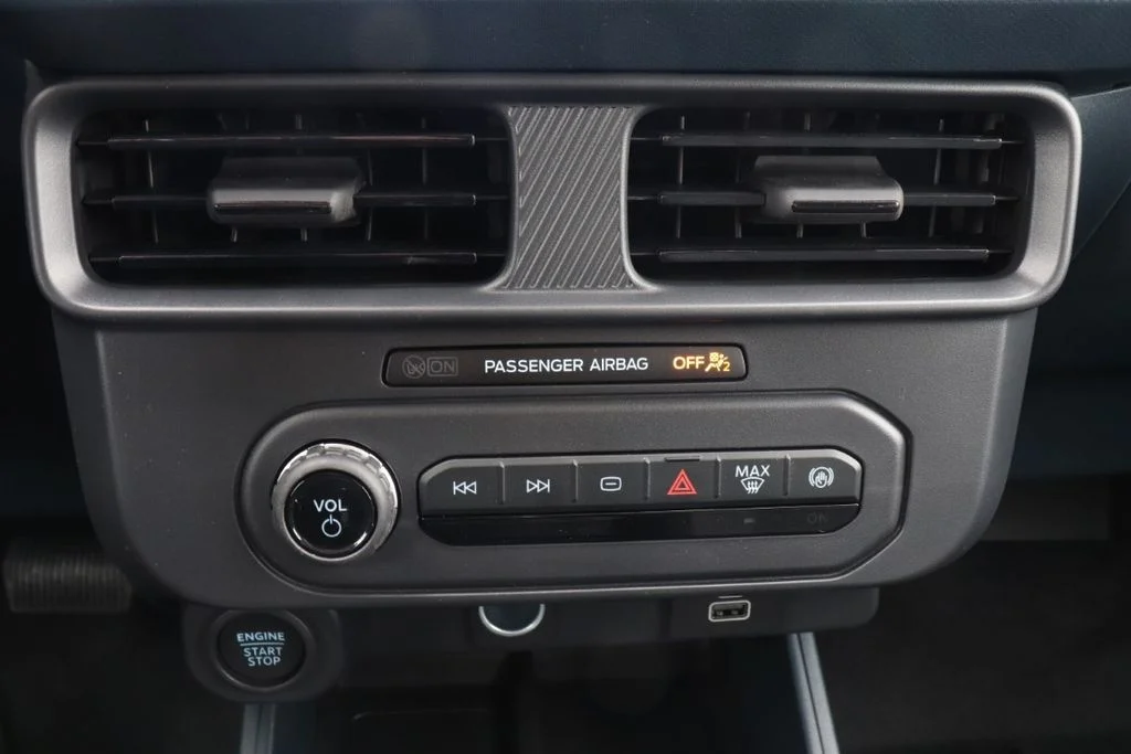 New 2026 Carbonized Gray Metallic Ford XLT image 21