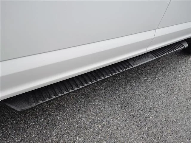 Used 2020 White Ford XLT image 9