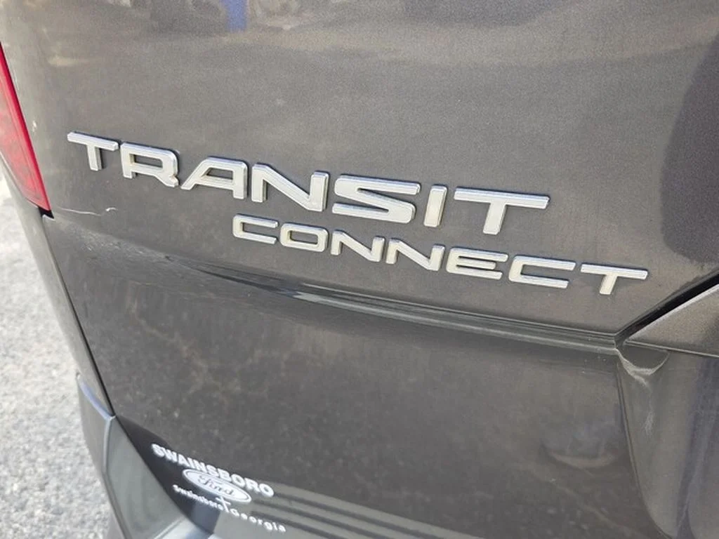Used 2016 Magnetic Metallic Ford Titanium image 20