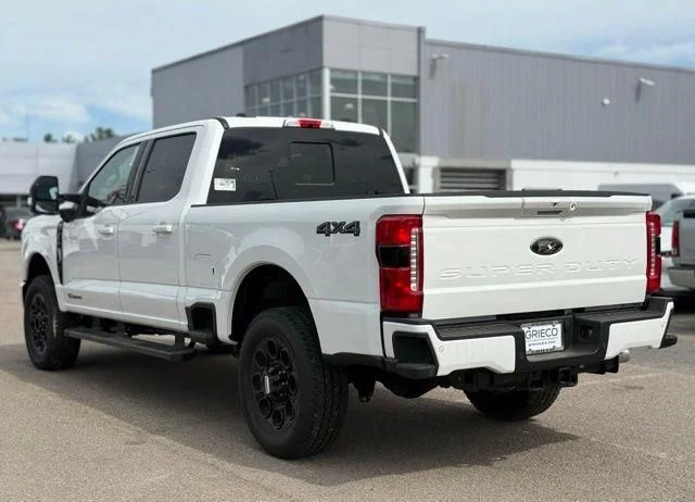 New 2026 Star White Metallic Tri-Coat Ford F-350® Lariat® image 9