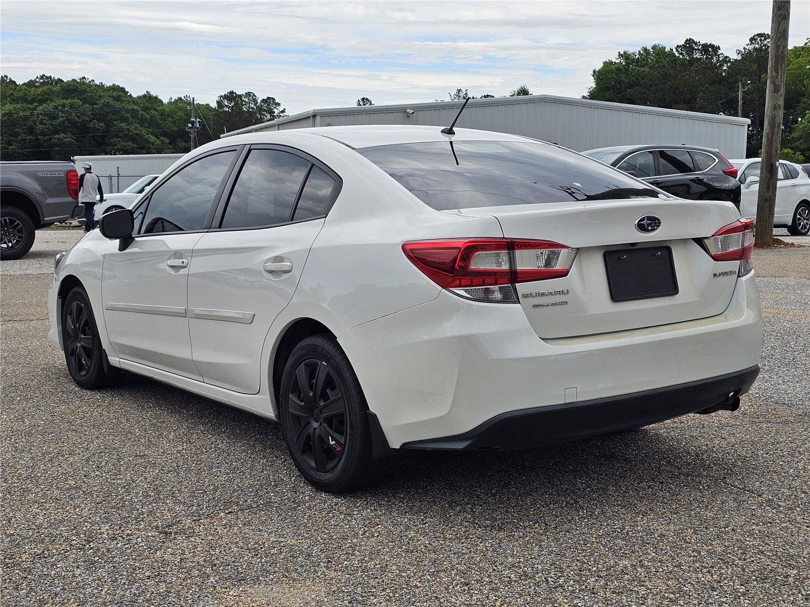 Used 2022 Crystal White Pearl Subaru  image 10