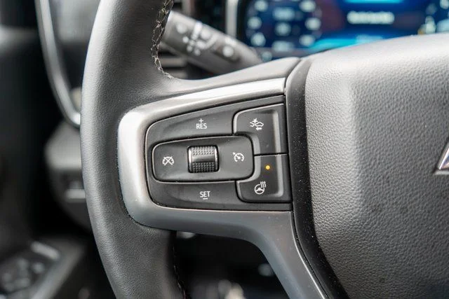 Used 2023 White Chevrolet LT image 25