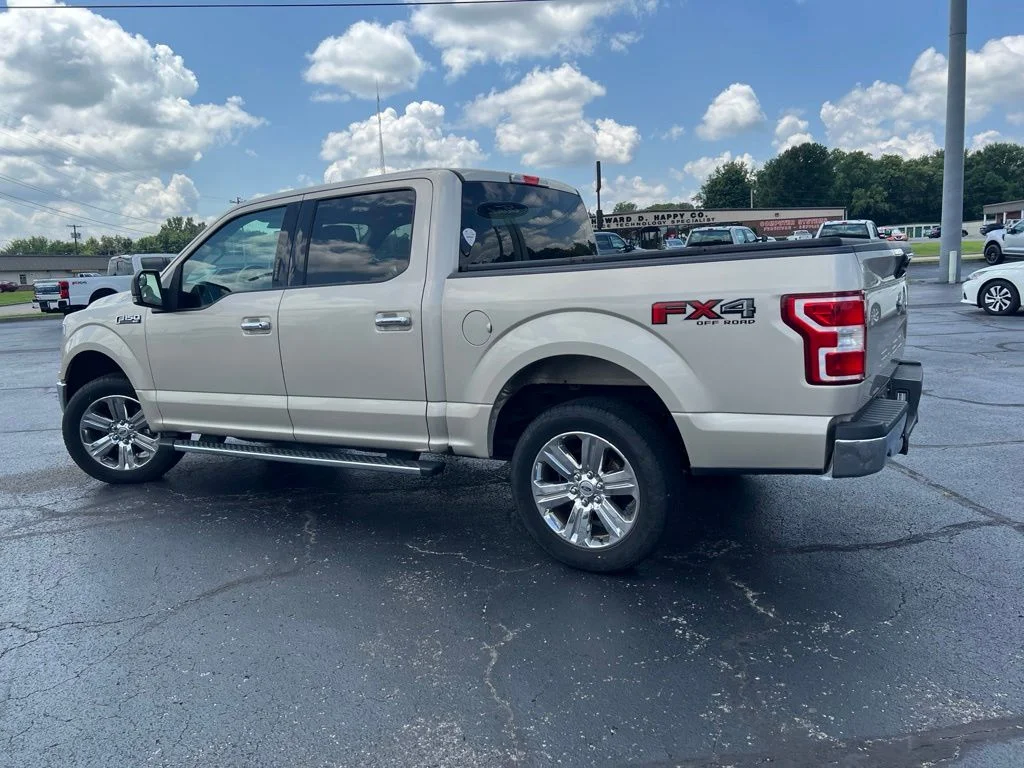 Used 2018 Gold Ford XLT image 5