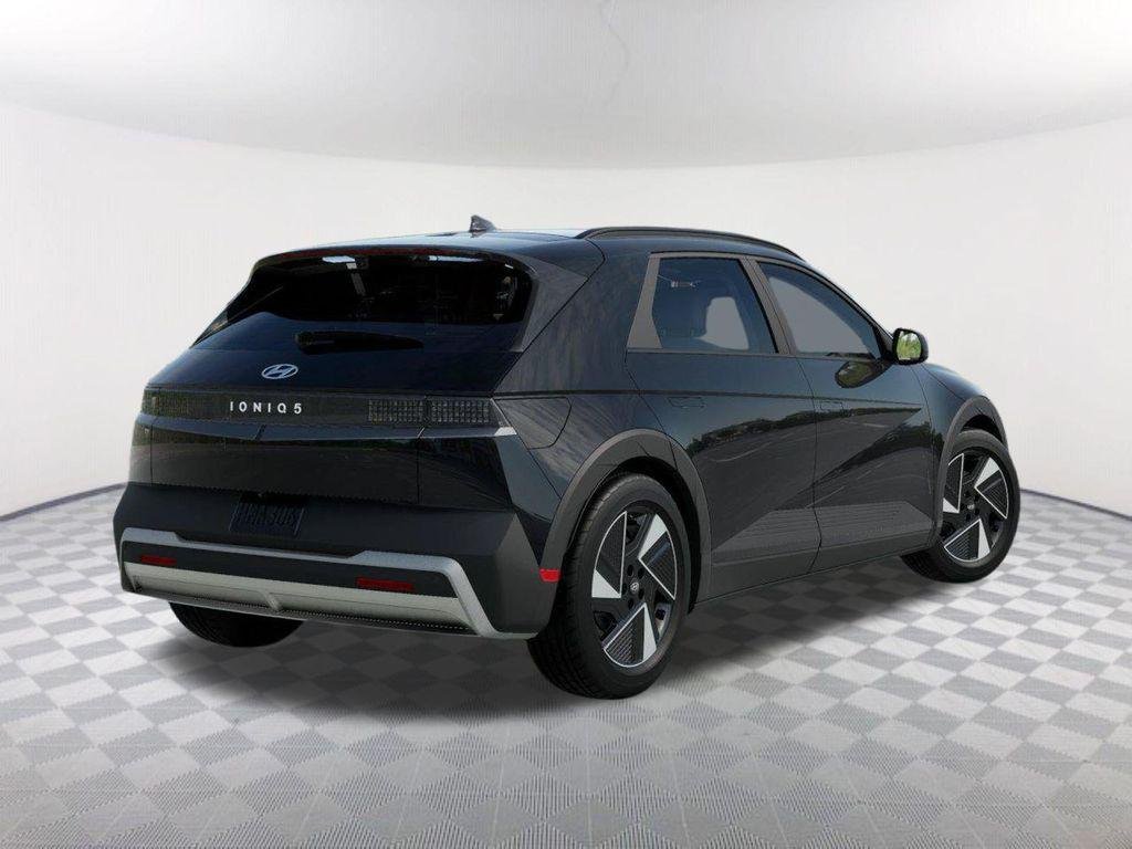 New 2027 Black Hyundai SEL image 4