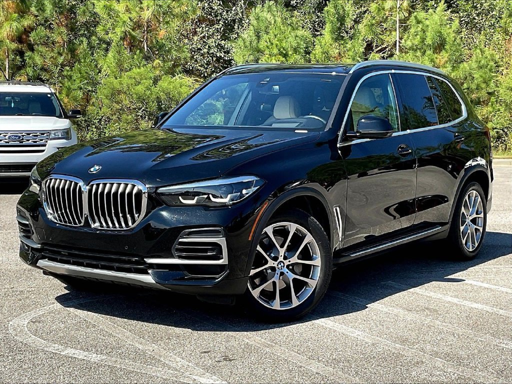 Used 2022 Jet Black BMW xDrive40i image 2