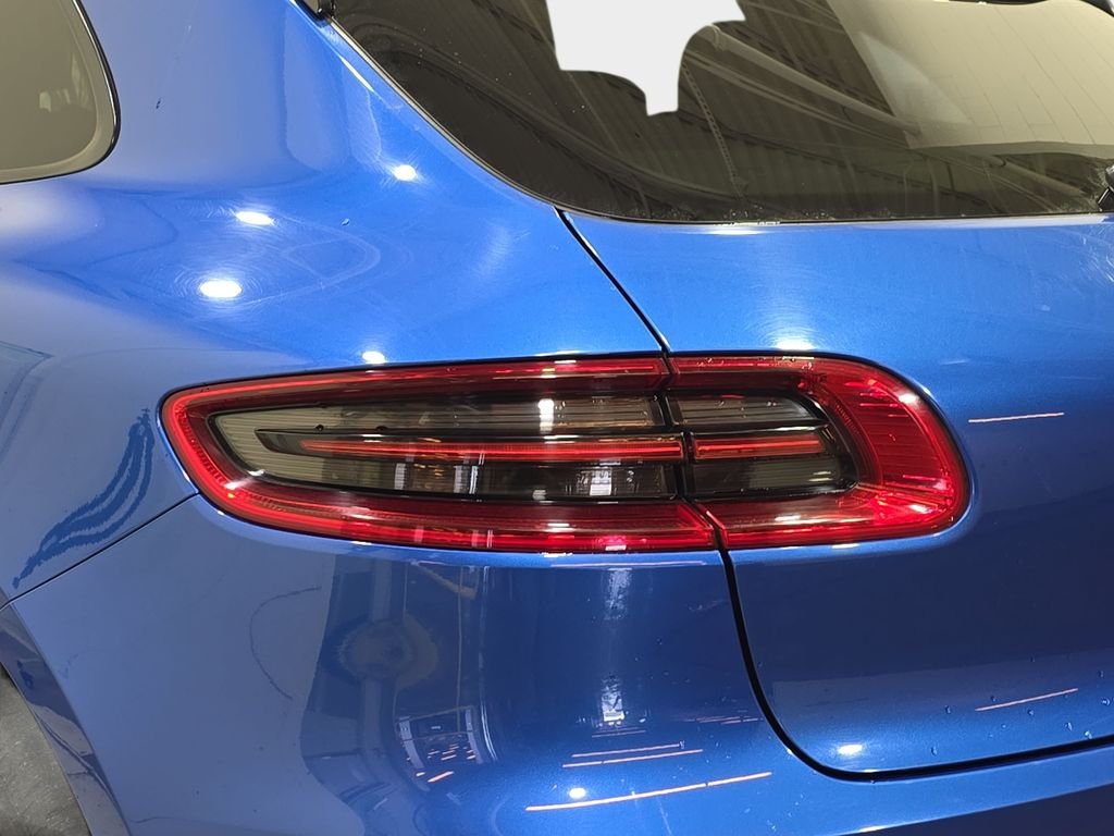Used 2017 Blue Porsche Base image 37