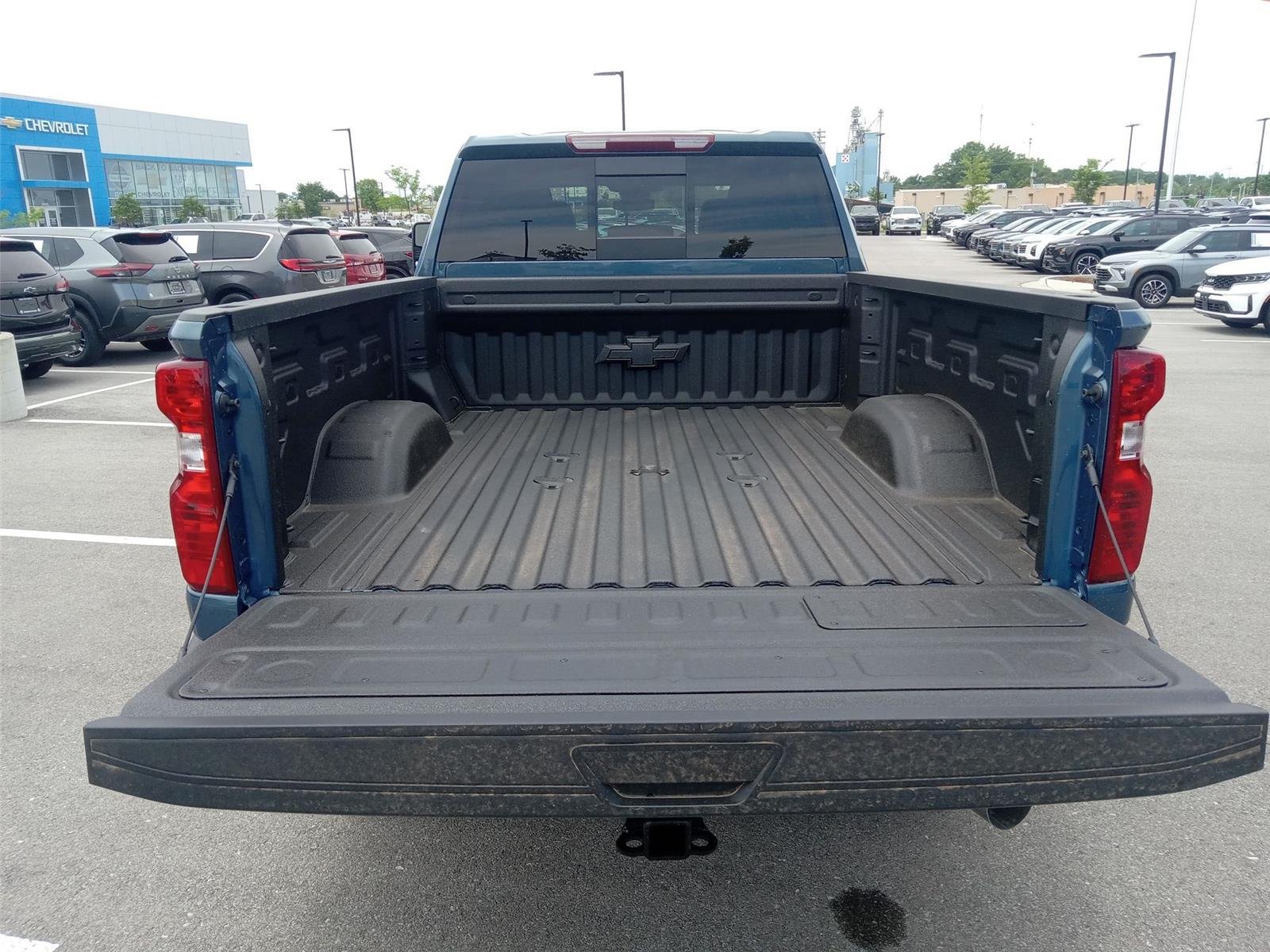 New 2026 Lakeshore Blue Metallic Chevrolet LT image 26