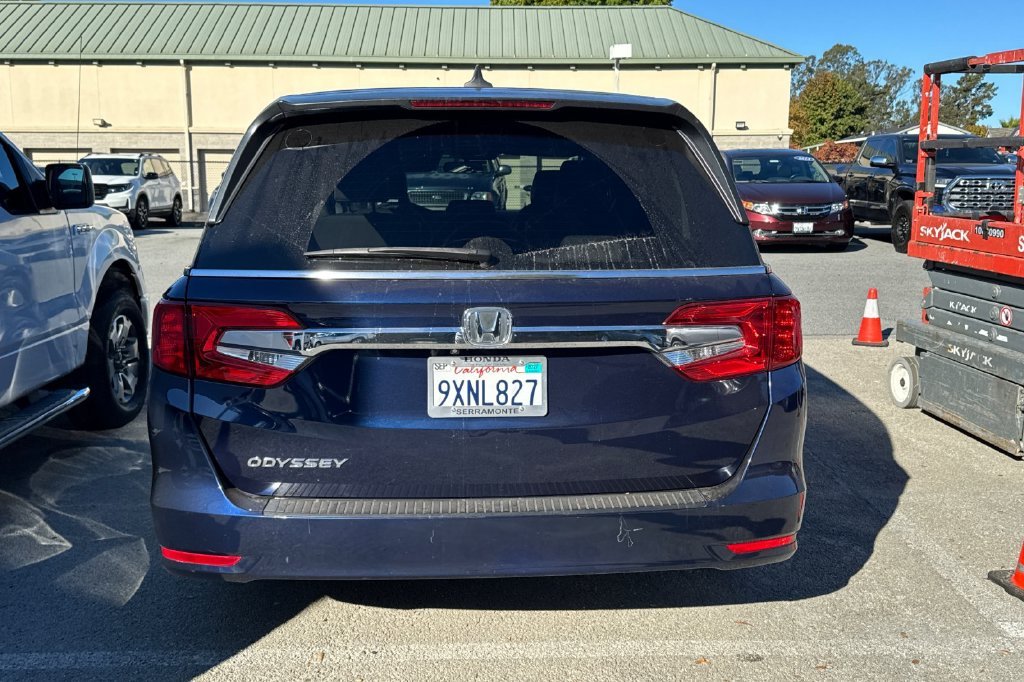 Used 2019  Honda EX image 4