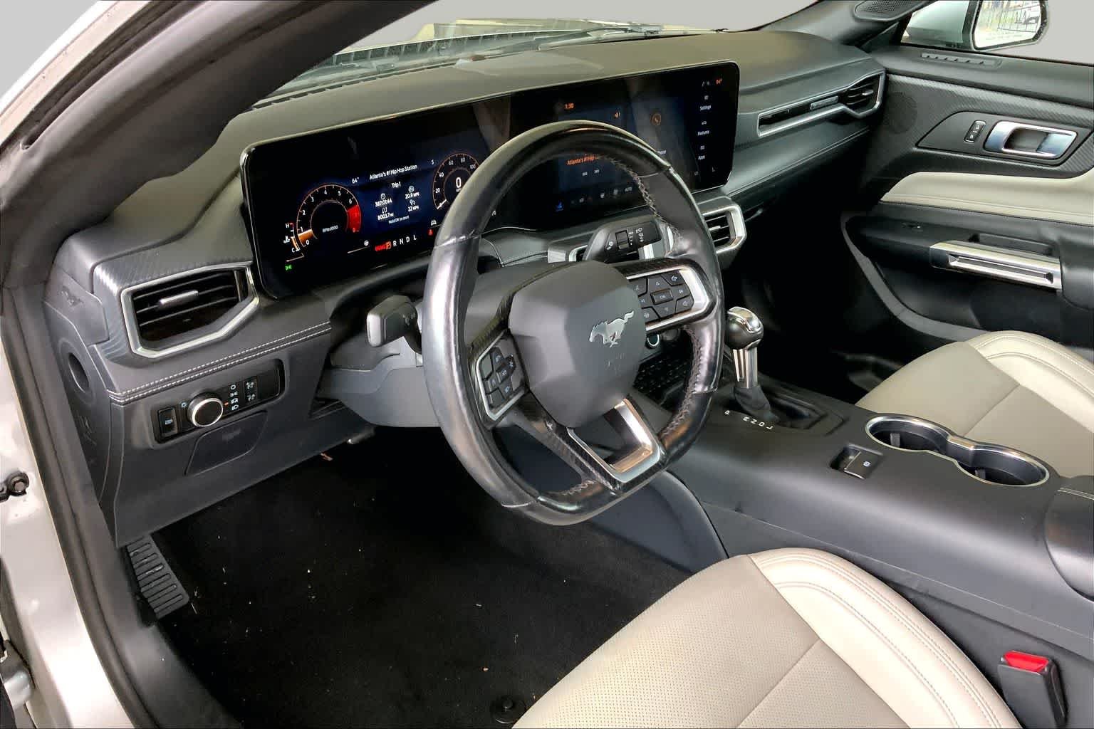 Used 2024 Iconic Silver Ford EcoBoost Premium image 14